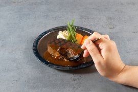 やわらかとろっとビーフステーキ
