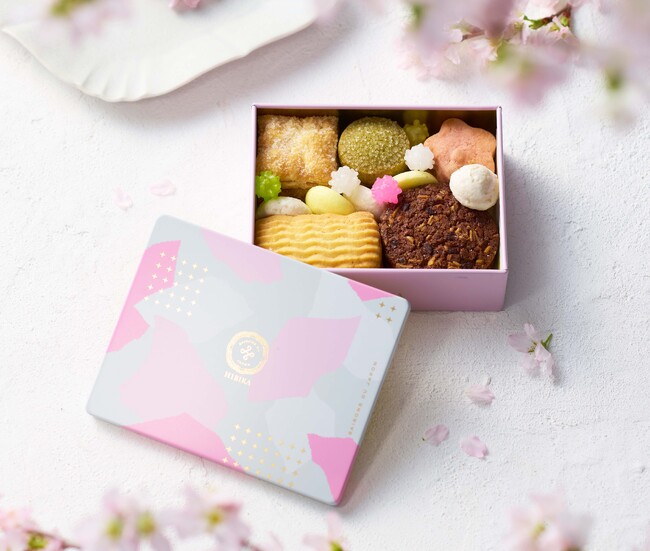 四季菓子の店 HIBIKA（ひびか）は、日本橋高島屋限定デザインで新登場の“春のふきよせ〈フルール〉”の販売を開始いたします。