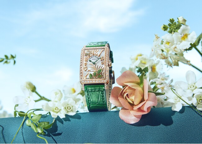 フランク ミュラー│植物の時間を表現しボタニカルモチーフをデザインした新作「ロングアイランド マザー オブ パール ダイヤモンド」が50本限定で登場