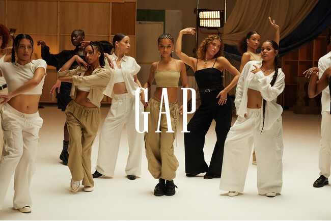 Gap、グラミー(R)賞受賞アーティストTylaを起用したSpring 2024グローバルキャンペーンでオリジナリティを表現