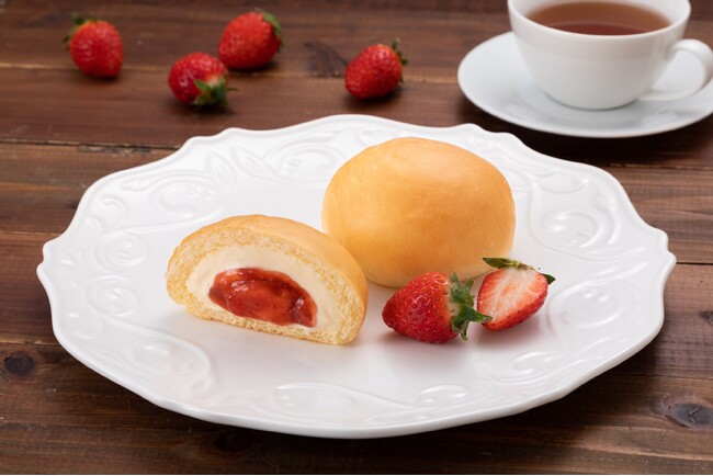 【八天堂店舗】季節フレーバー「くりーむパン あまおう苺」リニューアル発売！いちごジャム増量＆クリーム変更でさらに美味しく