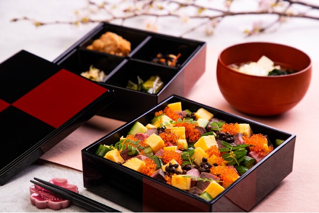 【門出を祝うランチ会食に】3月限定『蔵王牛のローストビーフちらし重』販売 ~銀座バグースプレイス~