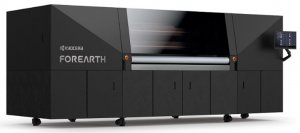 環境にやさしいインクジェット捺染プリンター「FOREARTH」で印刷した生地が、「ANREALAGE」のコラボレーション作品として、2024−25年秋冬 パリ・ファッションウィーク®で発表