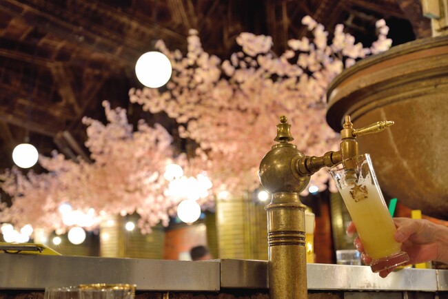 銀座にある日本最古の現存するビヤホールでお花見「お花見ビヤホール」３月５日～４月１５日の期間限定装飾