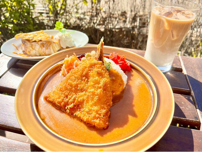 【名古屋市中区・久屋大通公園】3月限定平日ランチメニュー販売開始！【アジフライカレーランチ】｜エロイーズカフェ名古屋店