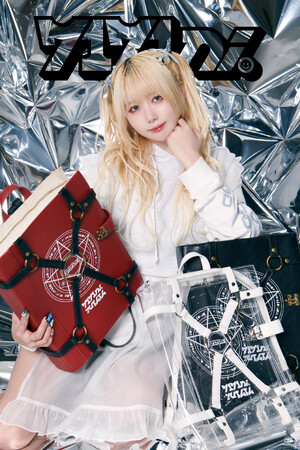 人気インフルエンサー・仮面ライアー217 プロデュースアパレルブランド