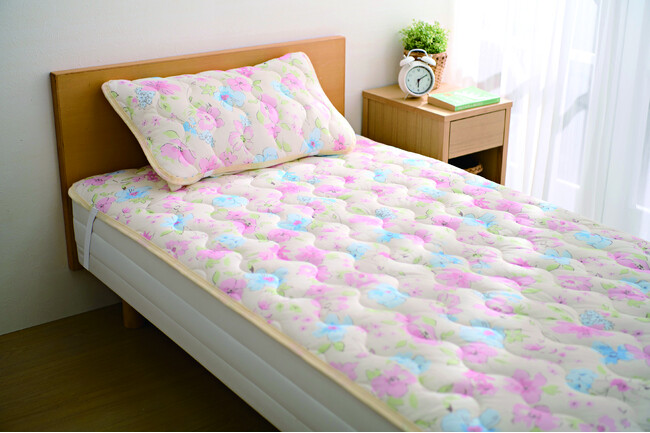 PB「CLOSSHI」から、消臭・制菌の機能を備えた「キレイ宣言」の敷きパッド・枕パッドが新登場！