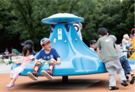 みんなのひろば 回転遊具「ぐるぐるマウンテン」 みんなのひろば 回転遊具「ぐるぐるマウンテン」