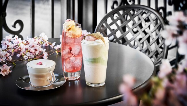 【セント レジス ホテル 大阪】まるごと桜餅をトッピング！桜花爛漫、ラ・ブーランジェリーの３種の桜ドリンク