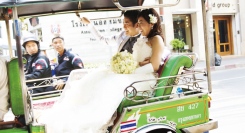 バンコクに住む日本人による、バンコクでの結婚式や企業イベントをサポート！男が仕切る結婚式。バンコク篇、3月17日よりサービス開始。