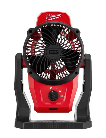 最大風速375m/minのハイパワー。3段階の風量設定により、その場の環境に最適な風の流れに調整可能「M12(TM) 扇風機」