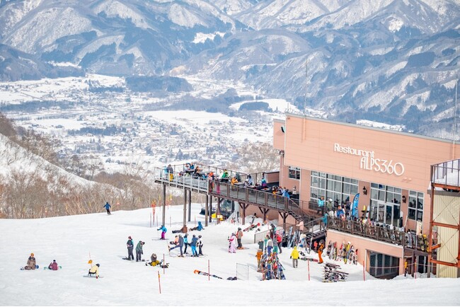 エイブル白馬五竜、23-24シーズンのスキー場来場者数が過去20年最高を記録。前年同時期比123％と好調