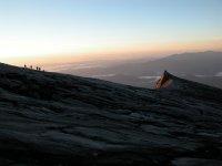 子どもたちが東南アジア最高峰「キナバル山」登山に挑戦　“地球共生”を題材にした特別なキャンプを開催