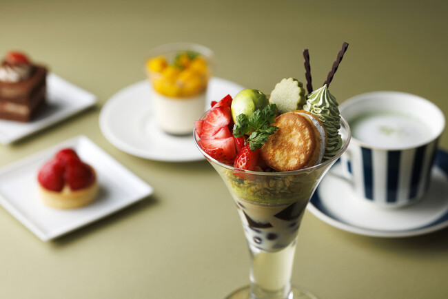 【東京ステーションホテル】抹茶パフェ&抹茶ラテ