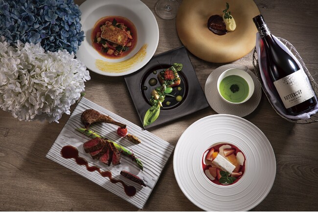 摩天楼ディナー 春の便り／ザ ロイヤルパークホテル アイコニック 東京汐留