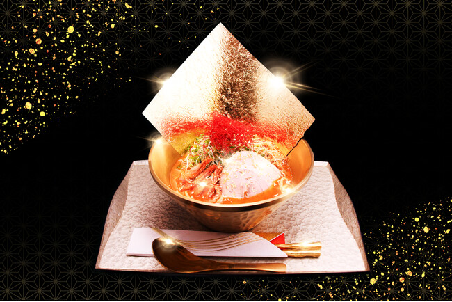 家系にスパイシーなカレーと海老をかけあわせたまったく新しいラーメンが誕生！　壱角家 新商品『金の海老カレー家系』期間限定発売！