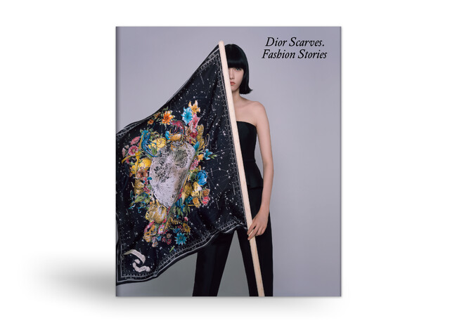 【DIOR】テームズ & ハドソン社より 新刊書『Dior Scarves. Fashion Stories』が刊行