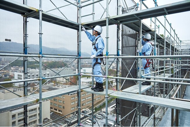 【建設/仮設業界のイメージ・課題調査2024】建設/仮設業界が不安視されていること第1位は「人手不足」8割以上の人が2024年問題について「理解していない」と回答