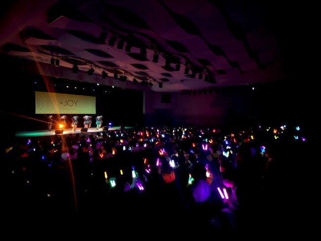 ≒JOY デビュー・ミニアルバム『きっと、絶対、絶対』発売記念スペシャルライブを大阪・松下IMPホールにて開催!!