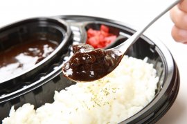 牛すじ黒カレー1 牛すじ黒カレー1