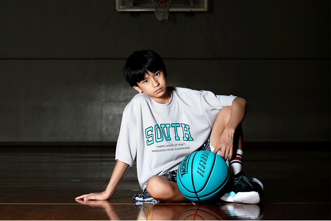 沖縄県豊見城市の中学生がサトウキビ由来のTシャツを製作