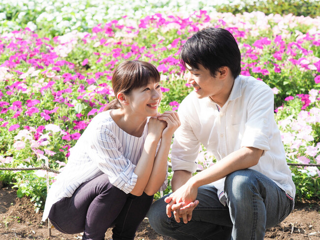 【意外な事実】婚活パーティー参加者の7割は会話に自信ナシ？ / 上級者が使っている会話テクニックとは？（オミカレ婚活実態調査）