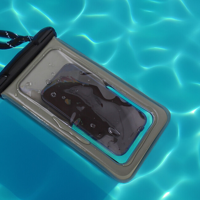 水に浮く！ アウトドアカラー IP68取得で完全防塵・防水ケース OWL-WPCSP20-AGを発売