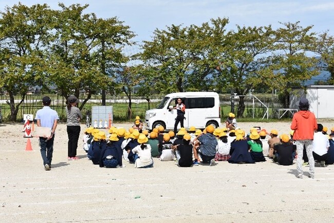 【JAF滋賀】滋賀県内の小学校で交通安全教室を開催