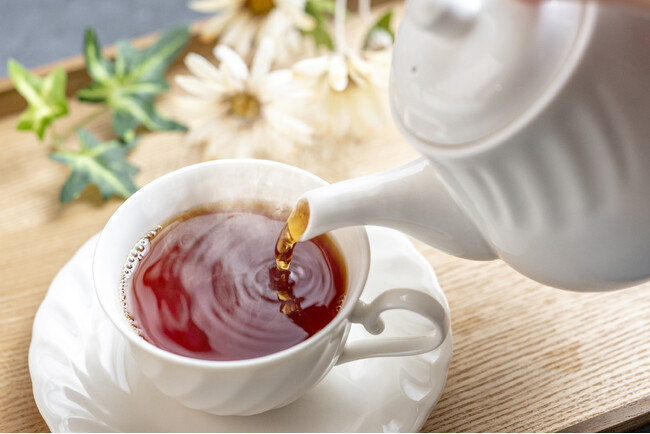 紅茶、飲みたくなるシーンは自宅にいる時~紅茶飲料に関するアンケート調査~