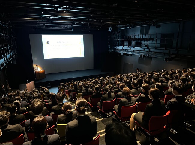 新卒医療従事者320人参加。医誠会国際総合病院で入職式を開催