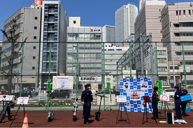 (株)ブレイズは、愛知県中村警察署が主催する「電動キックボードの外観を有する車両の実車講習会」に参画いたしました。