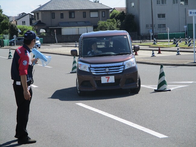 【JAF三重】マイカーで自分の運転のクセを認識！「ドライバーズセミナー シニアコース」を開催します