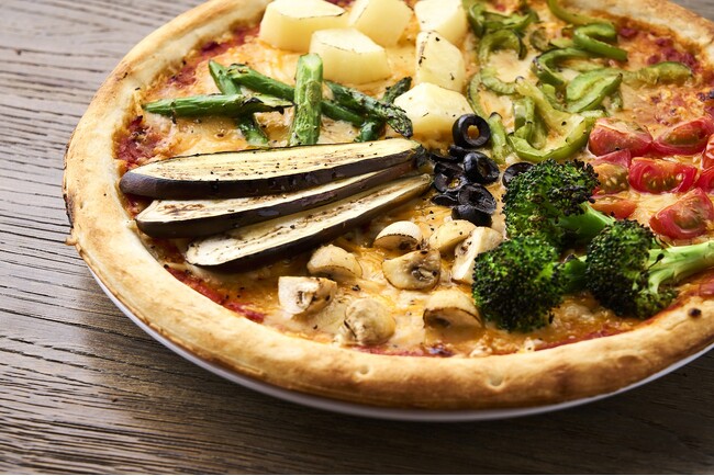 VEGAN Pizzaと本格ナポリ風Pizzaが楽しめる「CHAYA VEGAN FRIENDLY TOKYO」第3ターミナル3階出国後エリアにオープン！
