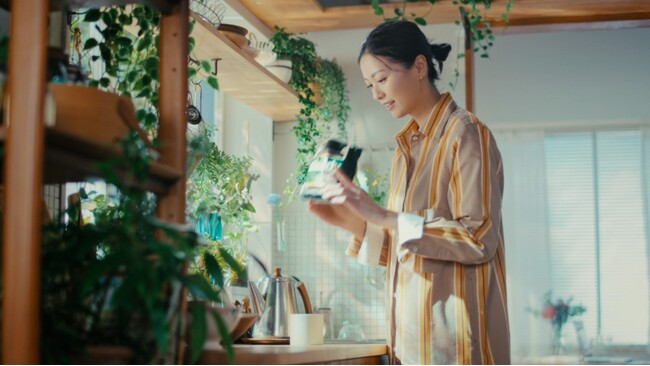 榮倉奈々さん出演《AGF(R) インスタントコーヒー》新TVCM『おトクで おいしい 幸せ』篇が5月22日（水）よりオンエア開始！
