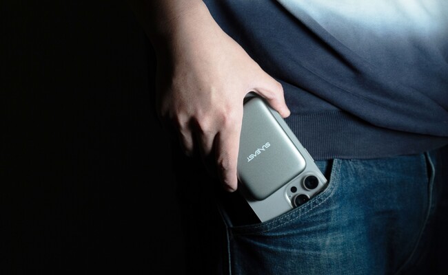iPhoneにピタっと装着して持ち運び。SUNEASTからMagSafe対応のUSB 3.2 Gen2x2の高速ポータブルSSD製品を5月下旬順次発売