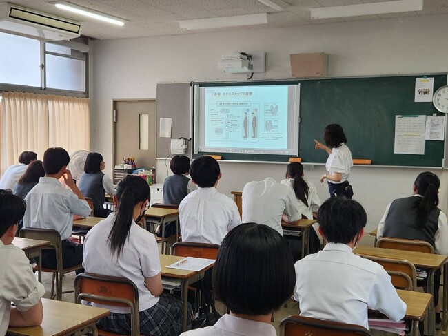 【ホテル業の魅力や業務内容の理解を深める】進学・就職を控えている学生様向けビジネスマナー講習を開催しました！