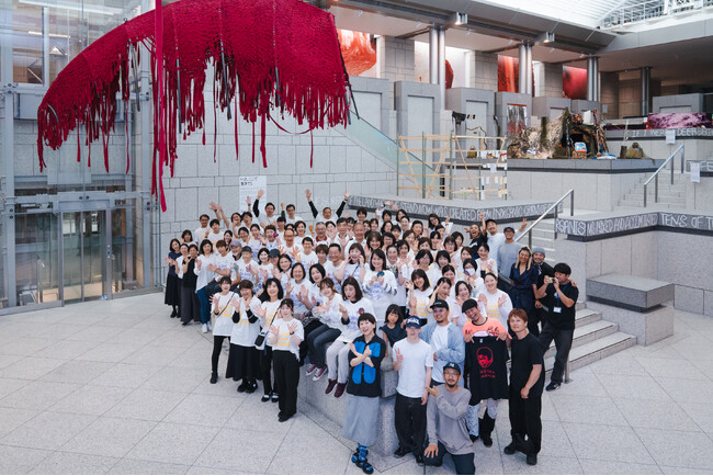 【第８回横浜トリエンナーレ】「野草：いま、ここで生きてる」「希望」をテーマにした国際展 6/9に閉幕