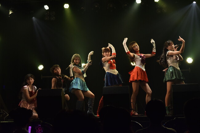 SAKURA GRADUATION（サクラグラデュエーション）初めての全国7大都市ツアークラグラの『トモダチのWA!!』初日福岡公演が大賑わいで終了！