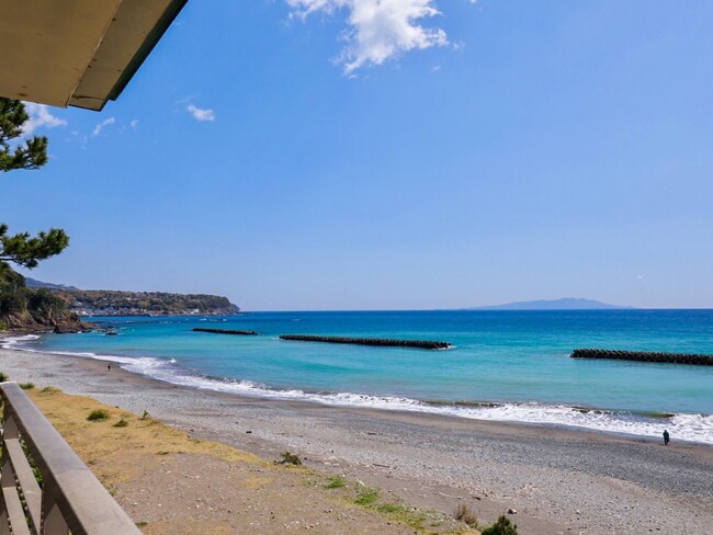 下田在住アーティストとコラボ！ペーパークラフトおもちゃ「かざぐるま」を作る・遊ぶ・飾る体験を伊豆の海が見える温泉旅館で［河津温泉郷 海遊亭］