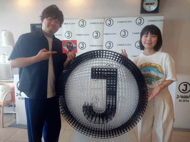 橋本絵莉子、秦 基博のラジオ番組にゲストで登場！超パーソナルな爆笑クイズを出題するほか、思わぬ共通点も明らかに。J-WAVE『SPARK』　6/19(水)24時～オンエア