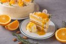 スペイン産アーモンドとオレンジのレイヤーケーキ スペイン産アーモンドとオレンジのレイヤーケーキ