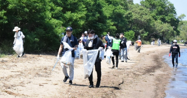 【平和堂グループ】6月14日(金) びわ湖一斉清掃を実施しました