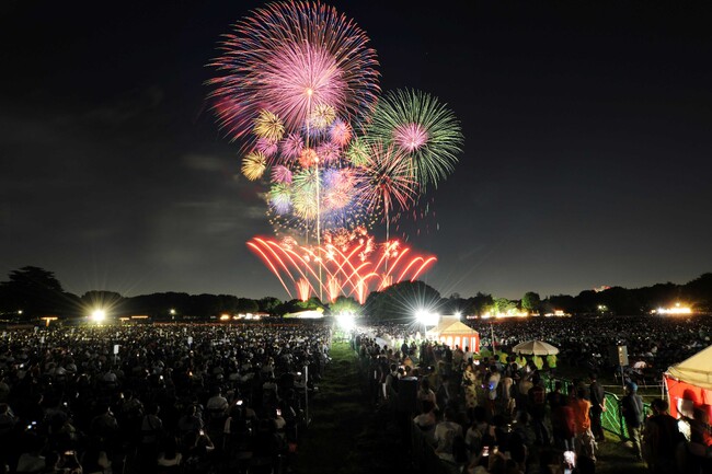 スカイデッキ＆クラフトビールでストレスフリーな花火鑑賞　GREEN SPRINGS「国営昭和記念公園花火大会 特別観覧席」発売決定！