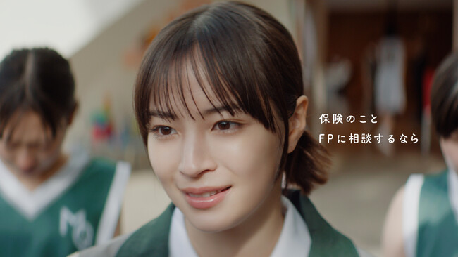 広瀬すずさんを起用したマネードクターの新CMが CM好感度「金融業類」「保険部門」の２冠を達成いたしました。