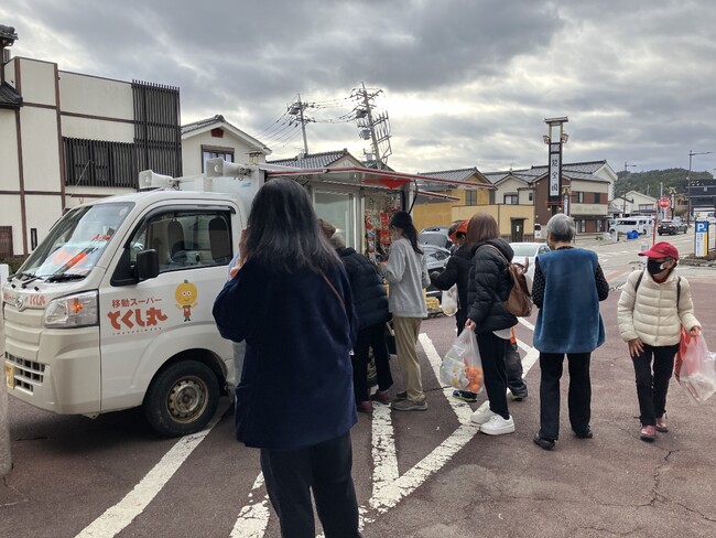 高齢者の「買い物支援」＋「見守り活動」を行う移動スーパーとくし丸　能登半島地震の復旧対応に貢献した企業として経済産業省から感謝状を受領