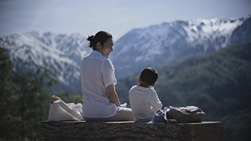 「サントリー天然水」新CM公開！合わせて期間限定で体験イベントを実施