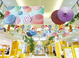 アトレ新浦安1Fガーデンテラス装飾イメージ アトレ新浦安1Fガーデンテラス装飾イメージ