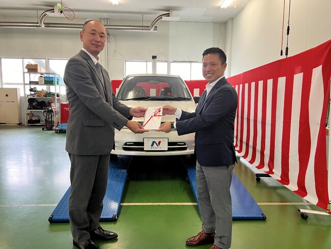 ネクステージ、未来の自動車整備士育成に貢献　大分昴自動車工科専門学校へ実習教材車両を寄贈　～自動車整備士を目指す学生の更なる知識・技術の向上へ～
