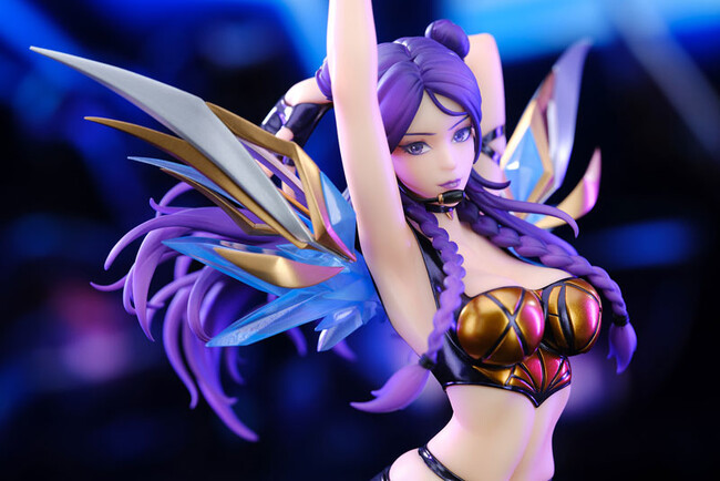 『リーグ・オブ・レジェンド(League of Legends)』より、「カイ=サ」がバーチャルガールズグループ「K/DA」の姿でフィギュア化。