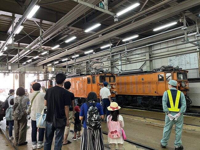 黒部峡谷トロッコ電車　夏の特別企画「夏休み車庫見学会」を開催！
